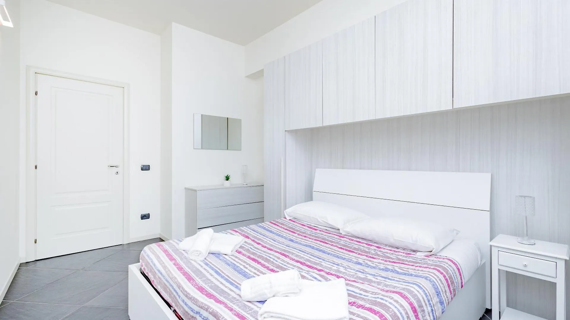 Flo House 28 Apartment Bergamo Italy